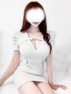 紫音エレナ